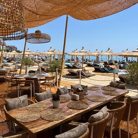 Sea Club & Grant - Flamingo Terrace - Апартаменты